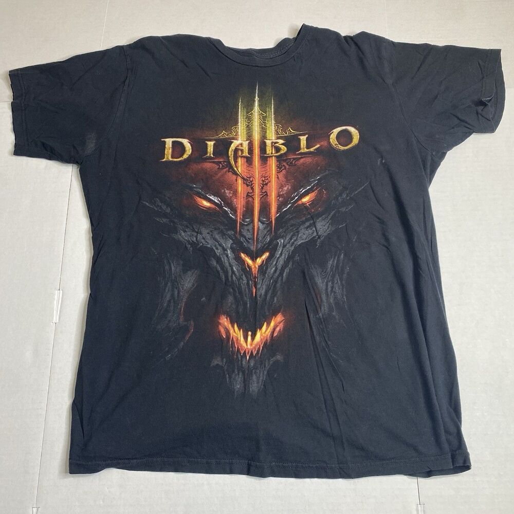 Diablo III Blizzard 2012 Distress Men’s Shirt Size XL